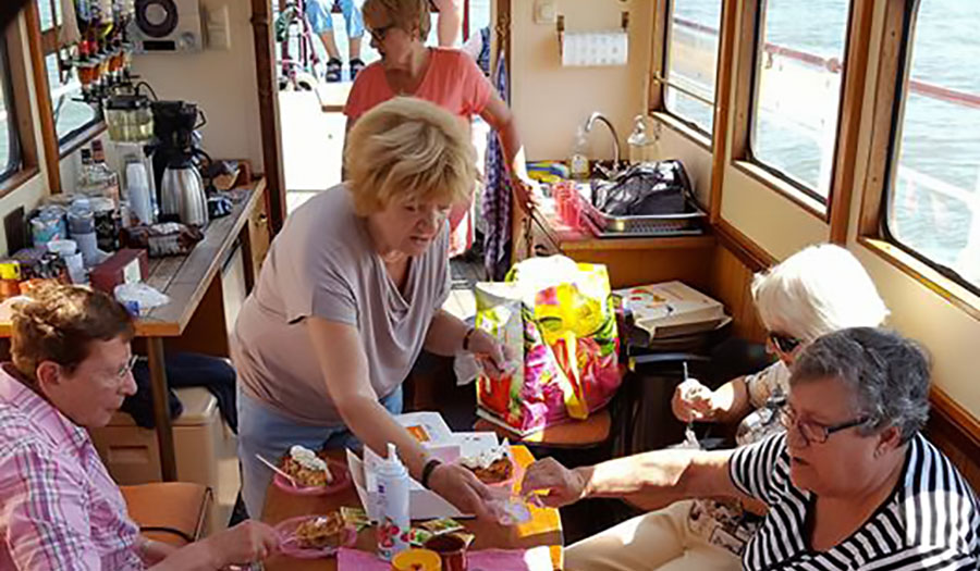 Een kijkje in de salon van de Oude Maze